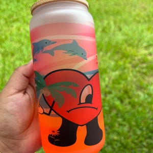 Bad bunny heart Glass can