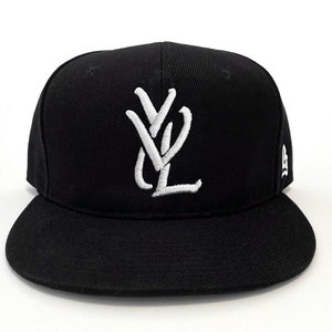 Casquette YVL - Casquettes ajustées et snapbacks en laine Opium I Am Music 2025.