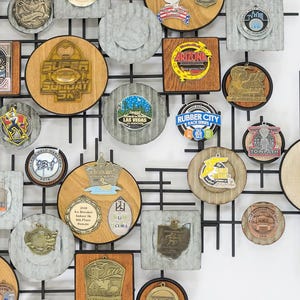 Running Medal Display Creative Wall Art Hanger Holders Collectible display DIY