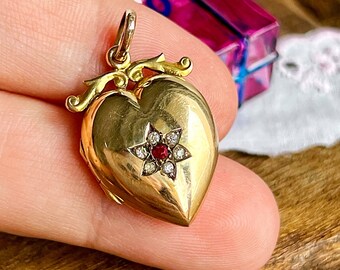 Antique Victorian heart locket with flower paste, photo holder heart locket