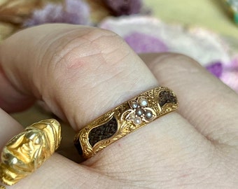 Antieke Victoriaanse gouden haarring: sentimentele rouwsieraden