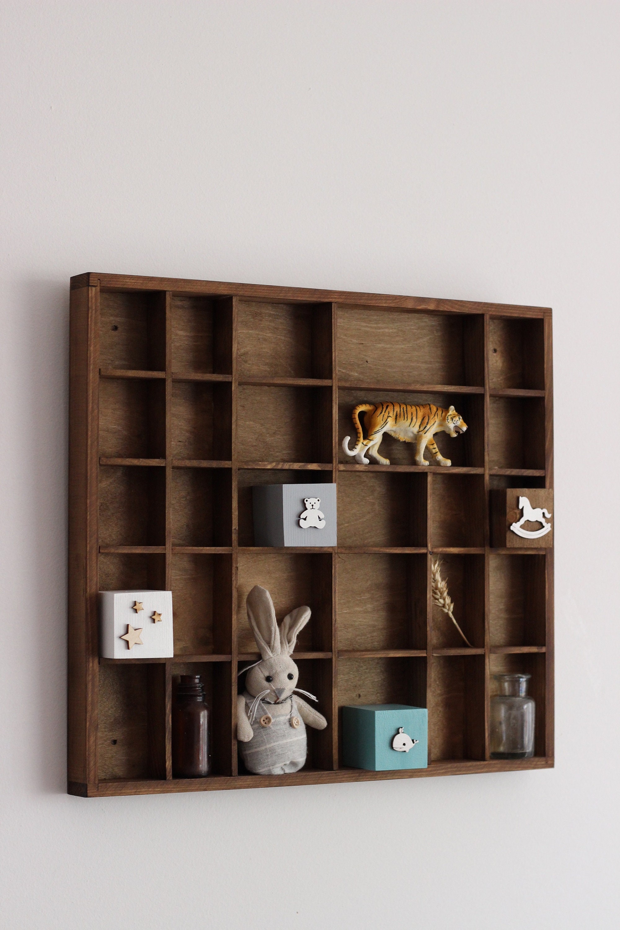 Figurine shelf Etsy