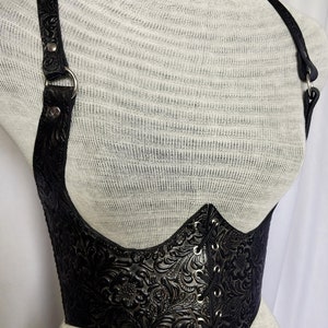 Embossed Gothic Victorian Medieval Viking Leather Corset, Elvish LARP Heroic Fantasy Dark Aristocracy Vampire Black Under-bust Corset