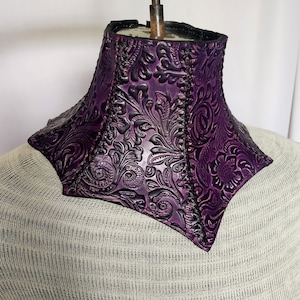 Blacky Purple Neck Corset Choker Gothic Victorian Medieval Elvish LARP Heroic Fantasy Dark Aristocracy Vampire Handmade Leather Steampunk