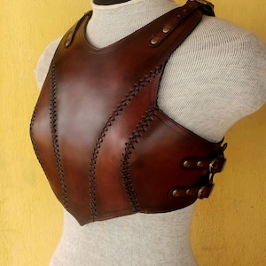 Warrior Armour, Antique Brown Leather Female Viking Chest-plate LARP cosplay medieval