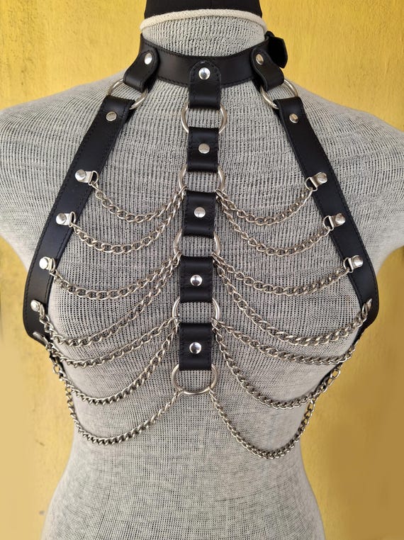 Punk Gothic Genuine Leather Body Chains for Women Body  display picture 3