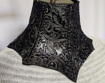Handmade Leather Vampire Gothic Choker-Ethical Punk Rock Fashion-Victoria-Fantasy Halloween Costume-Medieval Steampunk Neck Corset