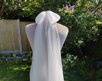 Handmade wedding veil Italian tulle with bow