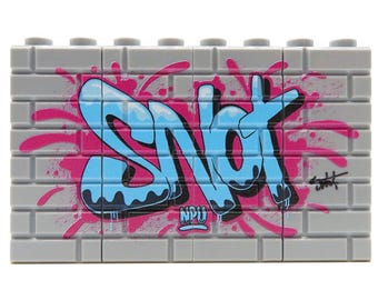 Custom print on LEGO® bricks - Graffiti Wall SNOT (white) | Street Art for MOC Builders, AFOLs & Collectors