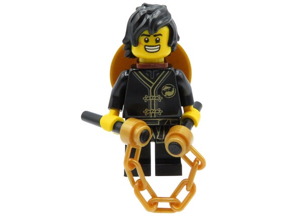 Minifigure personalizzata - Guerriero ninja con arma - Parti 100% LEGO  (cappello dorato, capelli neri, ampio sorriso sul viso, vestito nero,  nunchuck)