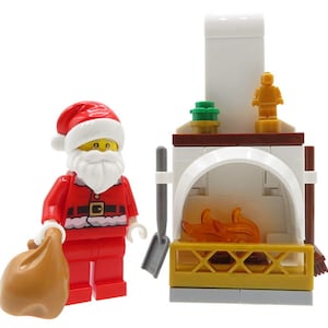 LEGO Minifigure Santa Claus + custom fireplace made of LEGO bricks - perfect Christmas gift for girls, boys and adults LEGO fan