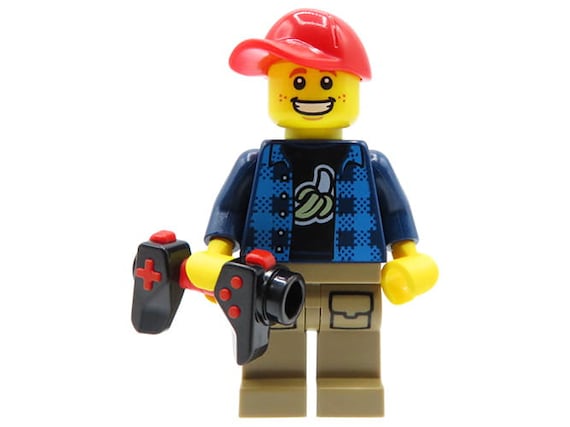 Custom Minifigure Gamer With Game Pad Made of LEGO Parts Perfect Gift for  Kids & Adults, Boy, Men, Video Games Fan 