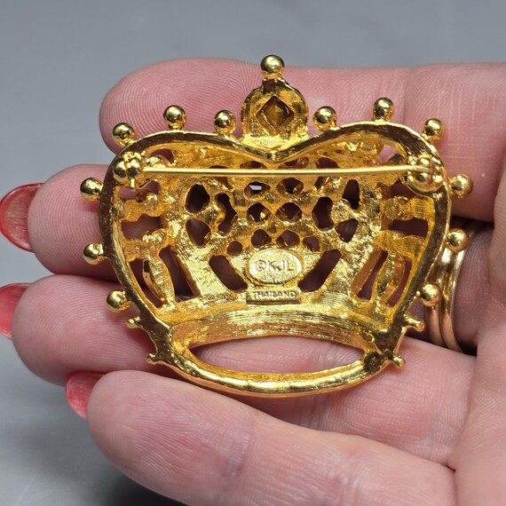 Vtg Kenneth J Lane Rhinestone Royal Crown Brooch/… - image 4