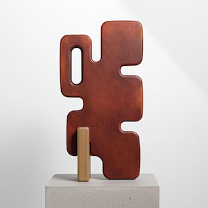 Abstract Sculpture in Red Hues – CINCEUM