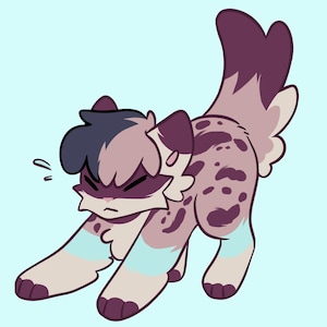Puede incluir: Una ilustración de dibujos animados de un gato marrón claro y morado con manchas negras, estirándose con sus patas delanteras extendidas y su cola levantada. El gato tiene un patrón de rayas azul claro y morado en sus patas y una cola morado oscuro.