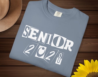 Senior 2026 Shirt Comfort Colors, Class of 2026 Graduation Gift, Trendy Retro Senior Era Tee, High School Senior Tshirt, Graduation Party