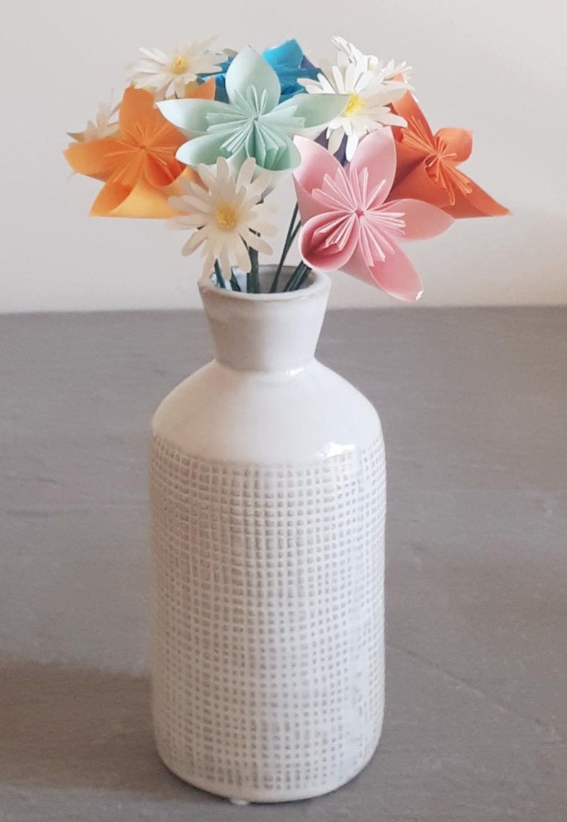 Bouquet of daisies and kusudama bunch of origami flowers image 5