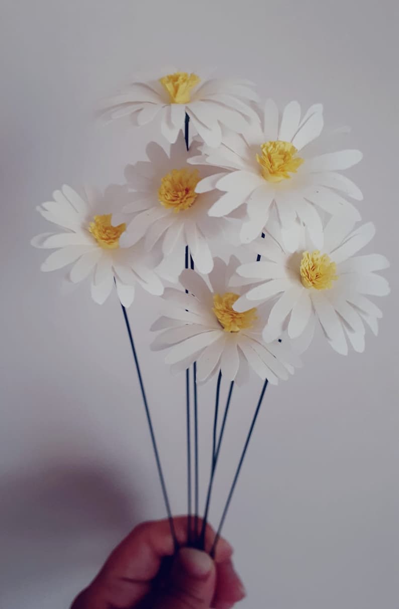 Bouquet of daisies and kusudama bunch of origami flowers image 10