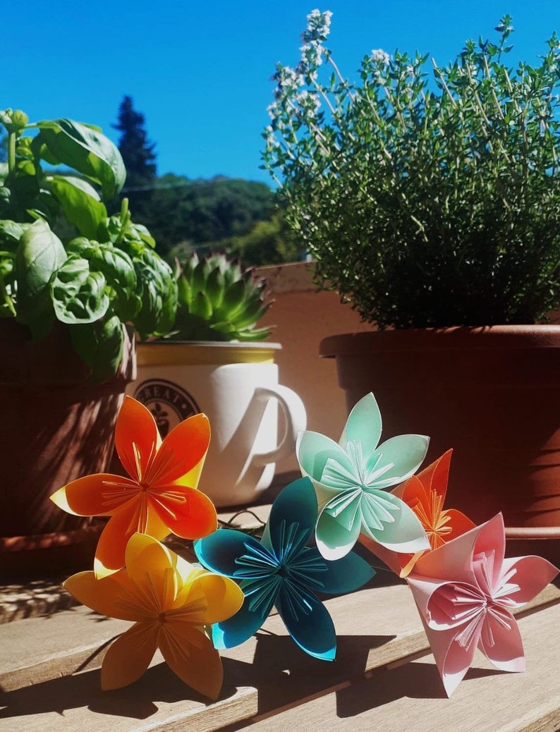 Bouquet of daisies and kusudama bunch of origami flowers image 7