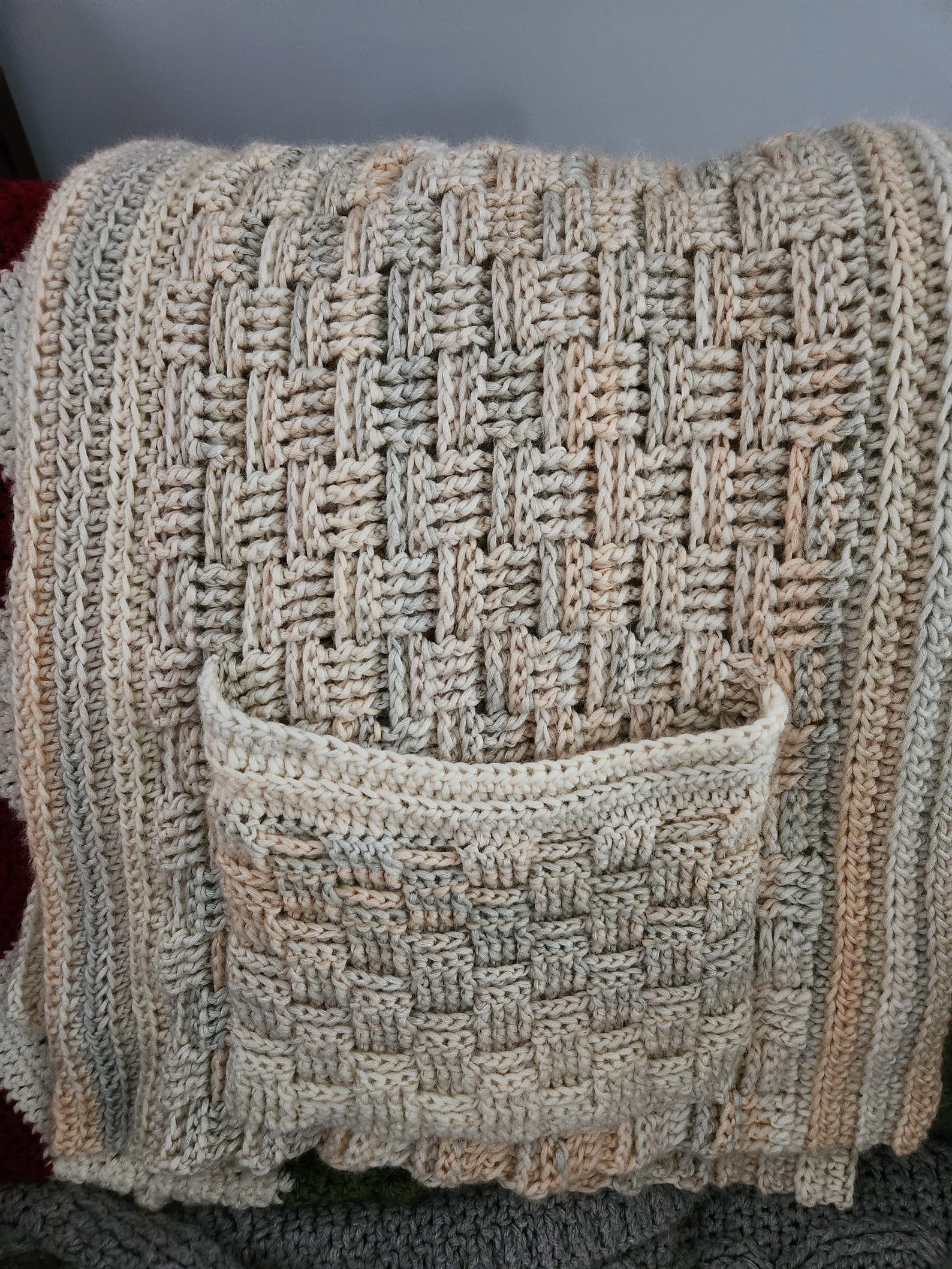 cozy shawl with pockets