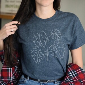 Monstera Shirt, Plant Lady Shirt, Plant Mama Crewneck, Plant Mama Gift, Plant Mom Shirt, Plant Shirt, Plant Lover Shirt, Plant Lady T-shirt