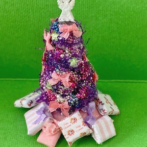 1:48th scale Miniature Christmas Tree