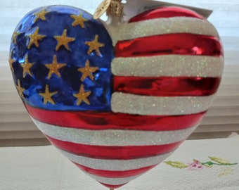 Yes Vanilla Strawberry Valentine Gift SUR la TABLE Glass Handmade Ornament Radko 