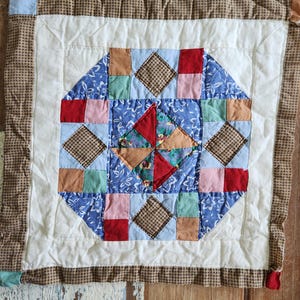 Vintage cutter quilt piece # 15