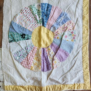 Vintage cutter quilt piece #16