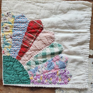 Vintage cutter quilt piece #4
