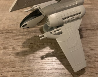 Niestandardowy wahadłowiec klasy theta