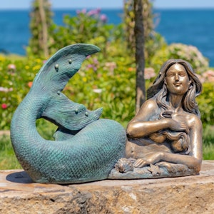 37&quot; Tall Mermaid Lying Down Garden Statue