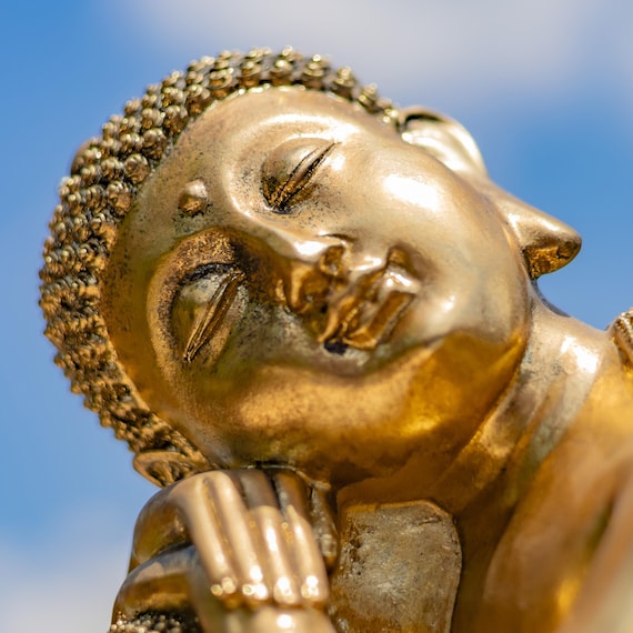 ブッダ像ー金張り  Buddha StatueーGold Ｐlated Radiant Gold Plated Buddha Statue – GiftorDecor