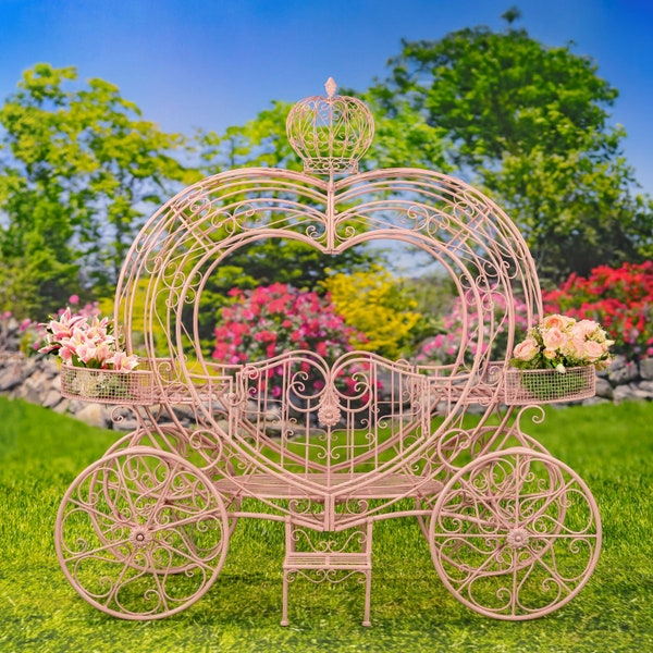 Heart-Shaped Iron Flower Carriage "Courtney" in Antique Finish