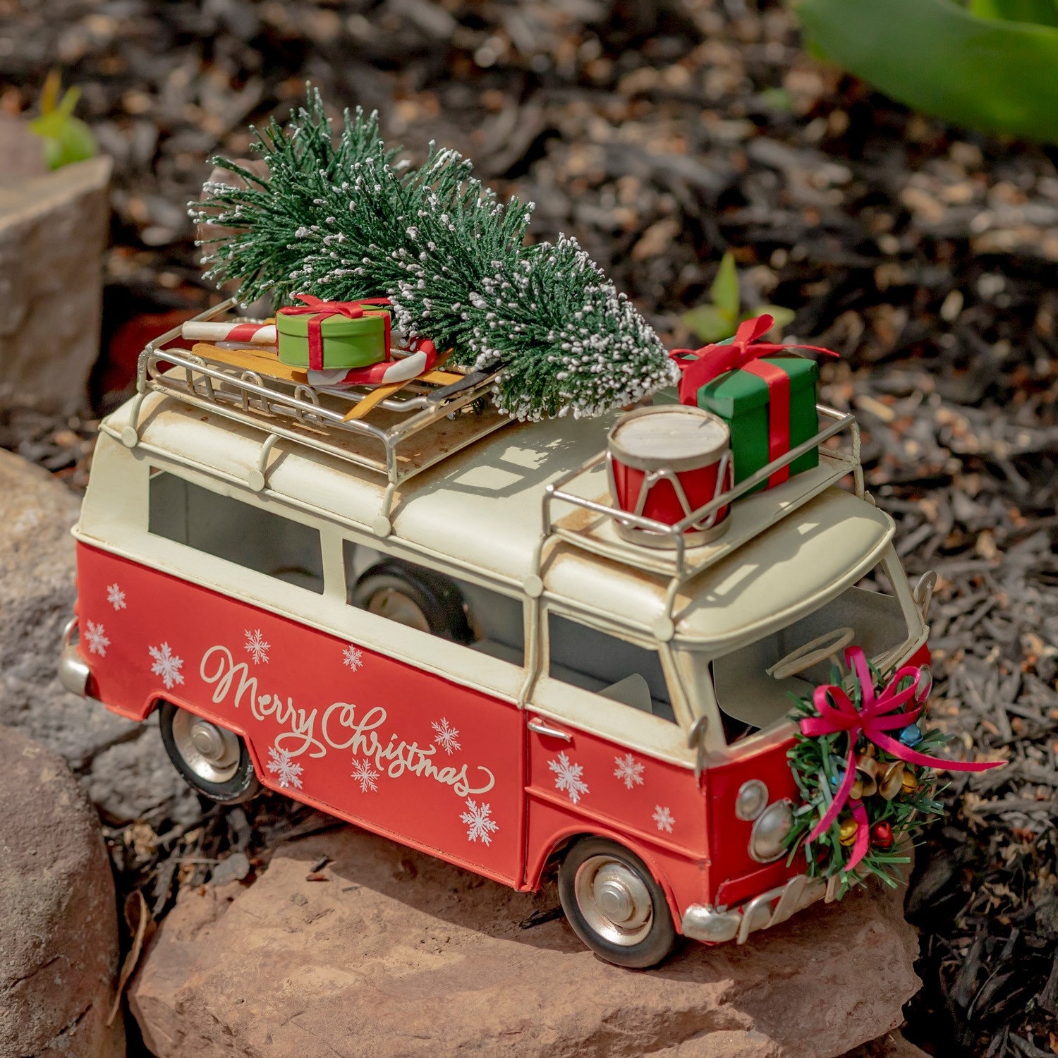 1970's Inspired Christmas Bus With Wreath & Gifts - Etsy