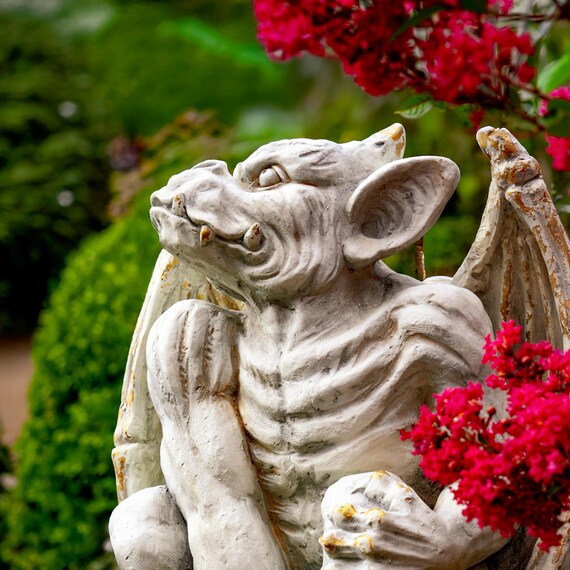 Set of 2 Magnesium Gargoyle Statues 