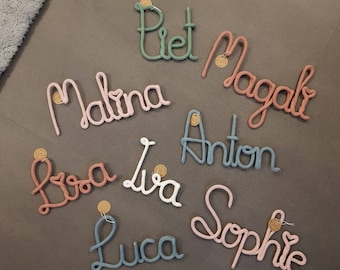 Türschild - 12 cm - personalisierter Schriftzug - Namensschild - Wanddeko - Strickname - Name aus Draht - Baby - Zimmer
