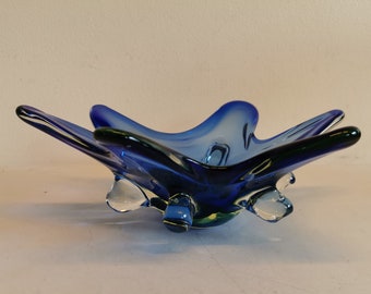Murano glass bowl from Italy, with the wildest details.