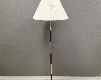 Vloerlampen van palissander en zilverkleurig metaal. Deens, uit de jaren 60.