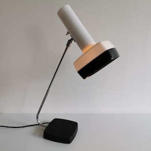 VERY rare table lamp, designed by Bent Karlby for ASK (A. Schrøder Kemi) lighting. Only in production from 1971-1973. Design, retro, vintage