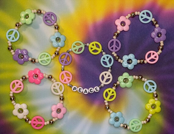 Peace & Flower Power Hippie 90's Nostalgic Nostalgia Plastic