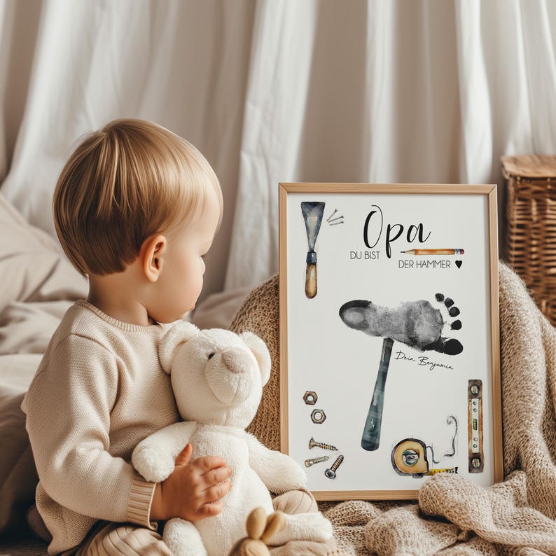 Ein ganz besonderes Geschenk für den besten Opa, mit Liebe gestaltet
Handabruck oder Fußabdruck als digitales Poster zum Herunterladen, selbst ausdrucken und gestalten