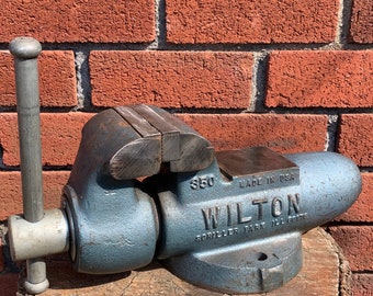 Wilton bullet  vise  original paint