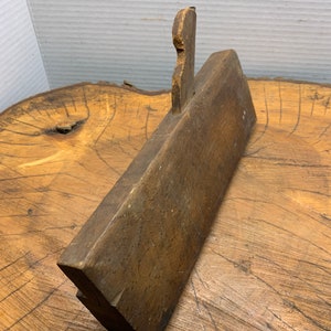 ArrowMammett Middletown  Antique moulding plane