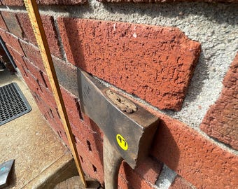 Unmarked hatchet  -roofer - drywall- camper camp fire wood kindling