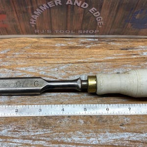 Un Marked  3/4 inch chisel