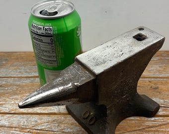 Rare Vintage Anvil 5 Lbs. Marked 00 Vulcan?