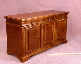 3-door miniature sideboard / side table