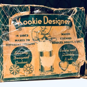 VINTAGE COOKIE CUTTER, Sears + Roebuck vintage baking