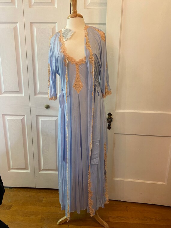 La Perla Night gown with matching robe - image 1